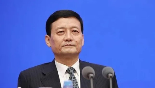 新能源汽車(chē)銷(xiāo)量連續(xù)六年位居全球第一！12月22日邀你相聚上海國(guó)際客車(chē)展， “雙碳”目標(biāo)下再握新機(jī)！(圖1)