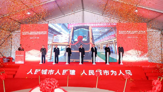 16輛氫動力公交投運，一批重點項目集中啟動……臨港新片區(qū)加速完善綜合交通體系(圖2)